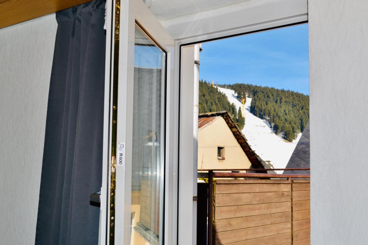 & Fichtelberger Blick Appartement Oberwiesenthal
